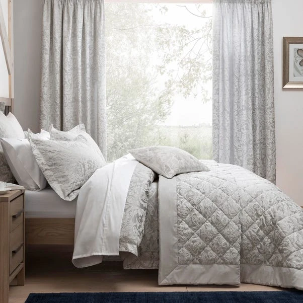 Dorma Winchester Blackout Pencil Pleat Curtains 3 Dorma Winchester Blackout Pencil Pleat Curtains - Image 3