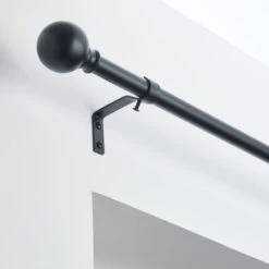 Dunelm Ashton Metal Extendable Curtain Pole