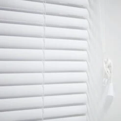 Dunelm White 25mm Slats PVC Venetian Blind -Best Curtain Shop 30770122 alt05