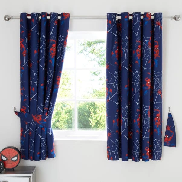 Marvel Spider-Man Thermal Blackout Eyelet Curtains 4 Marvel Spider-Man Thermal Blackout Eyelet Curtains - Image 4
